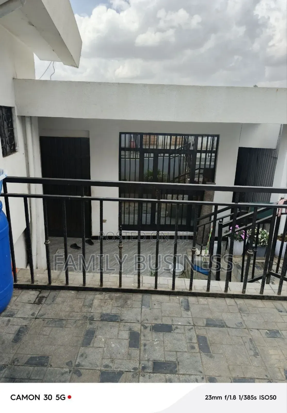 3bdrm House in Kolfe Keranio for sale