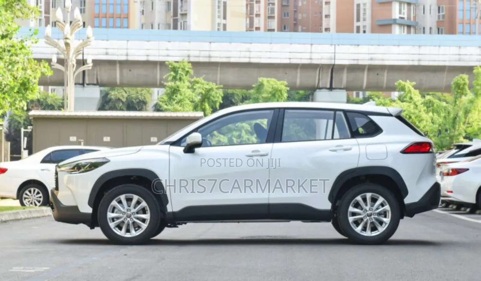 New Toyota Corolla Cross Hybrid SE AWD 2025 Silver