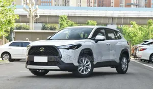 New Toyota Corolla Cross Hybrid SE AWD 2025 Silver