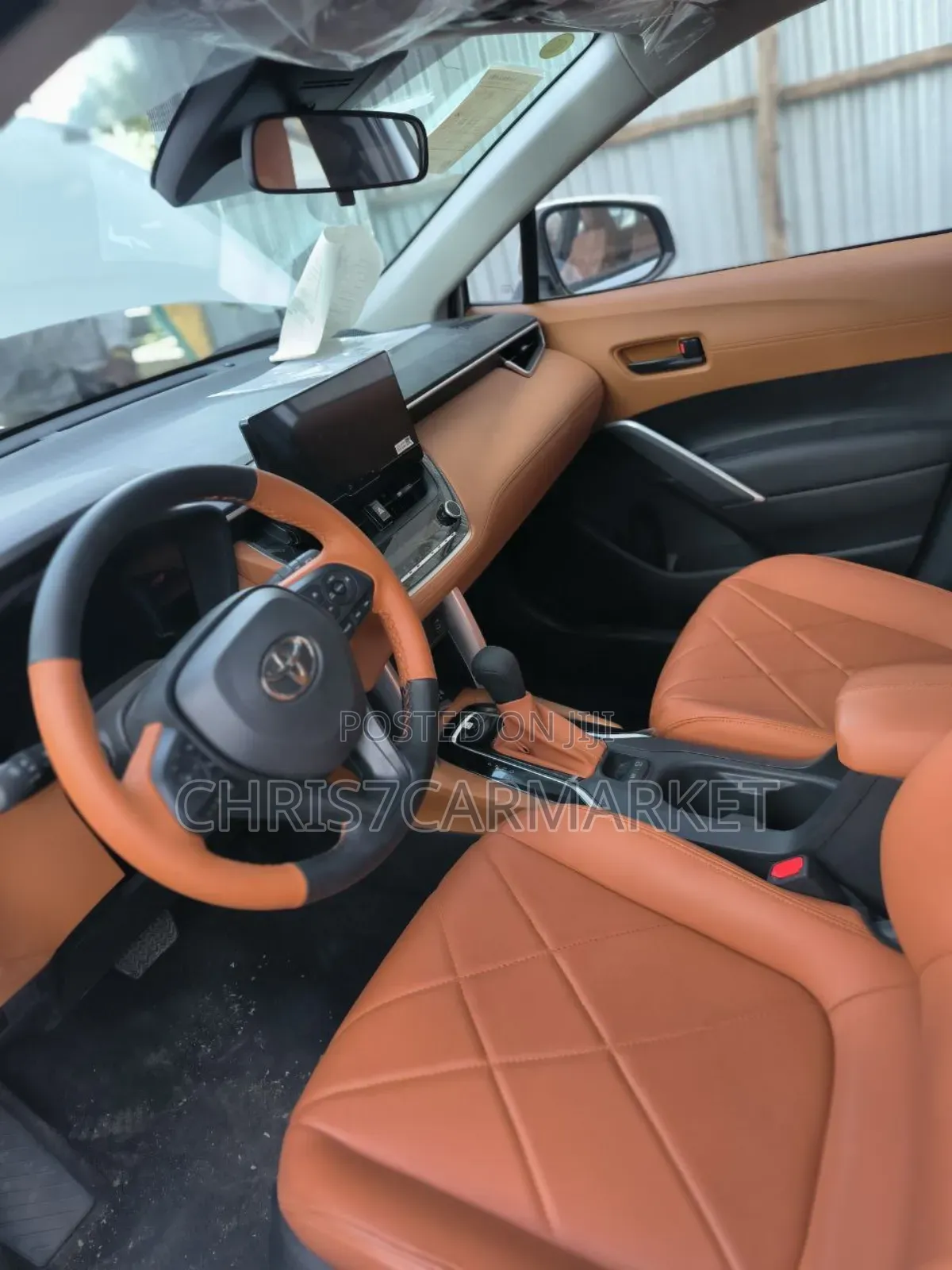 New Toyota Corolla Cross Hybrid SE AWD 2025 Silver