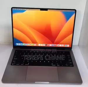 New Laptop Apple MacBook Pro M1 16GB Intel Core I5 SSD 512GB