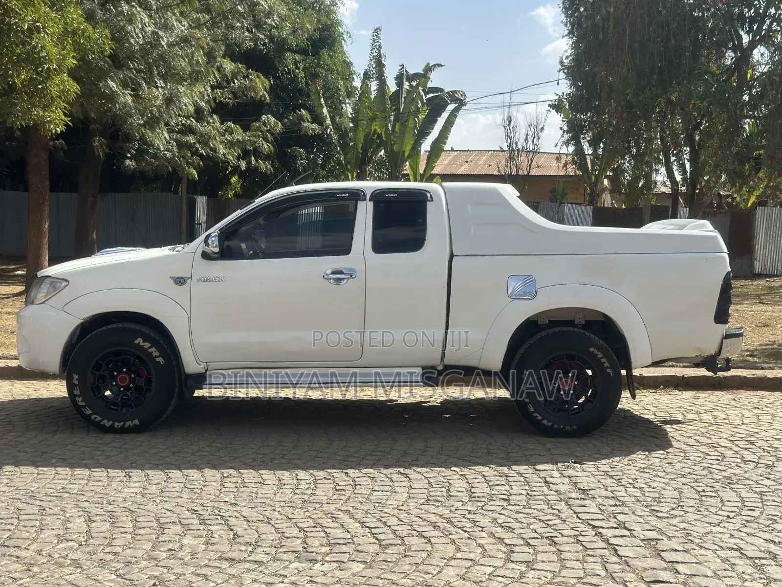 Toyota Hilux 2010 White