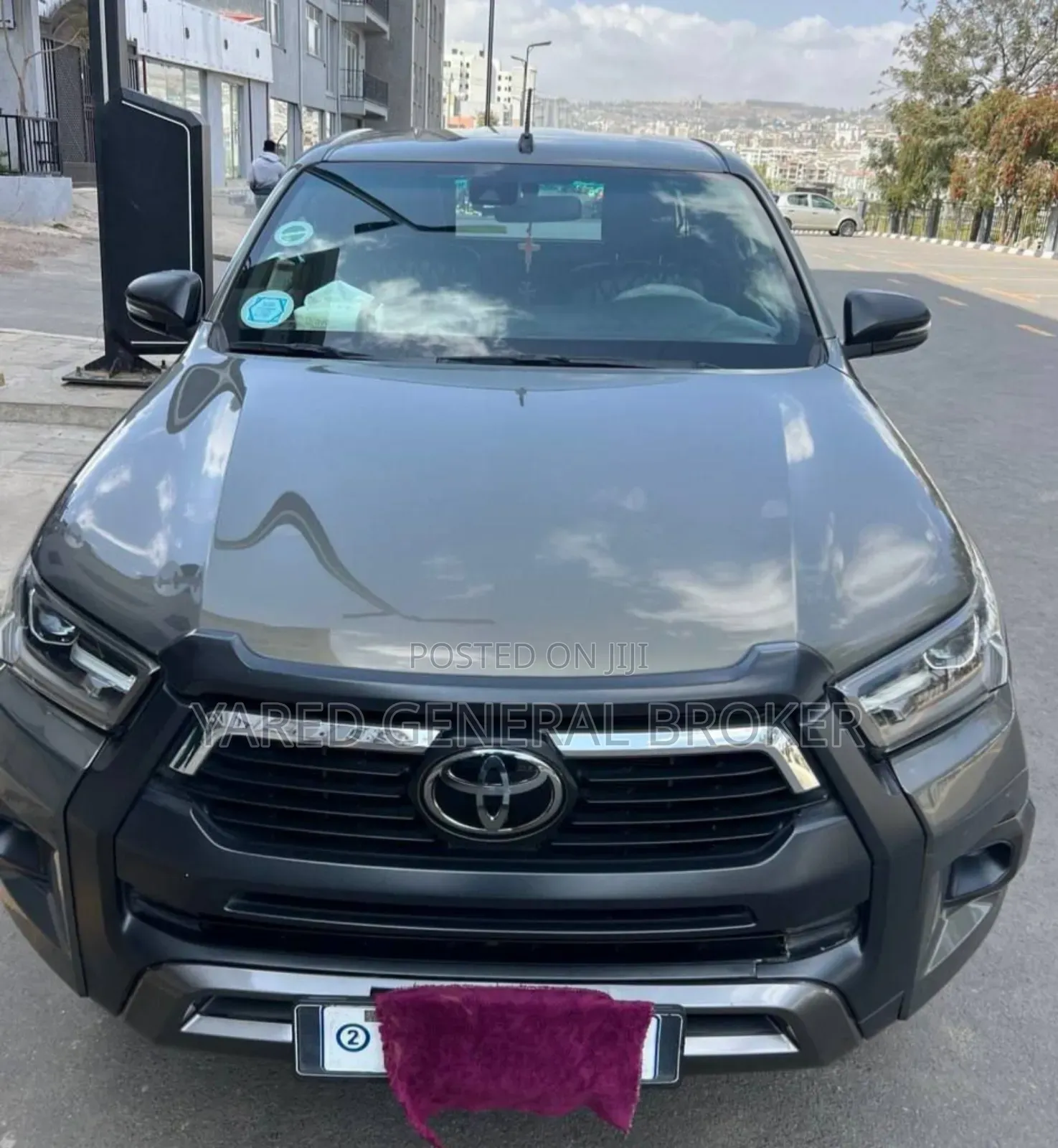 Toyota Hilux 2021 Green