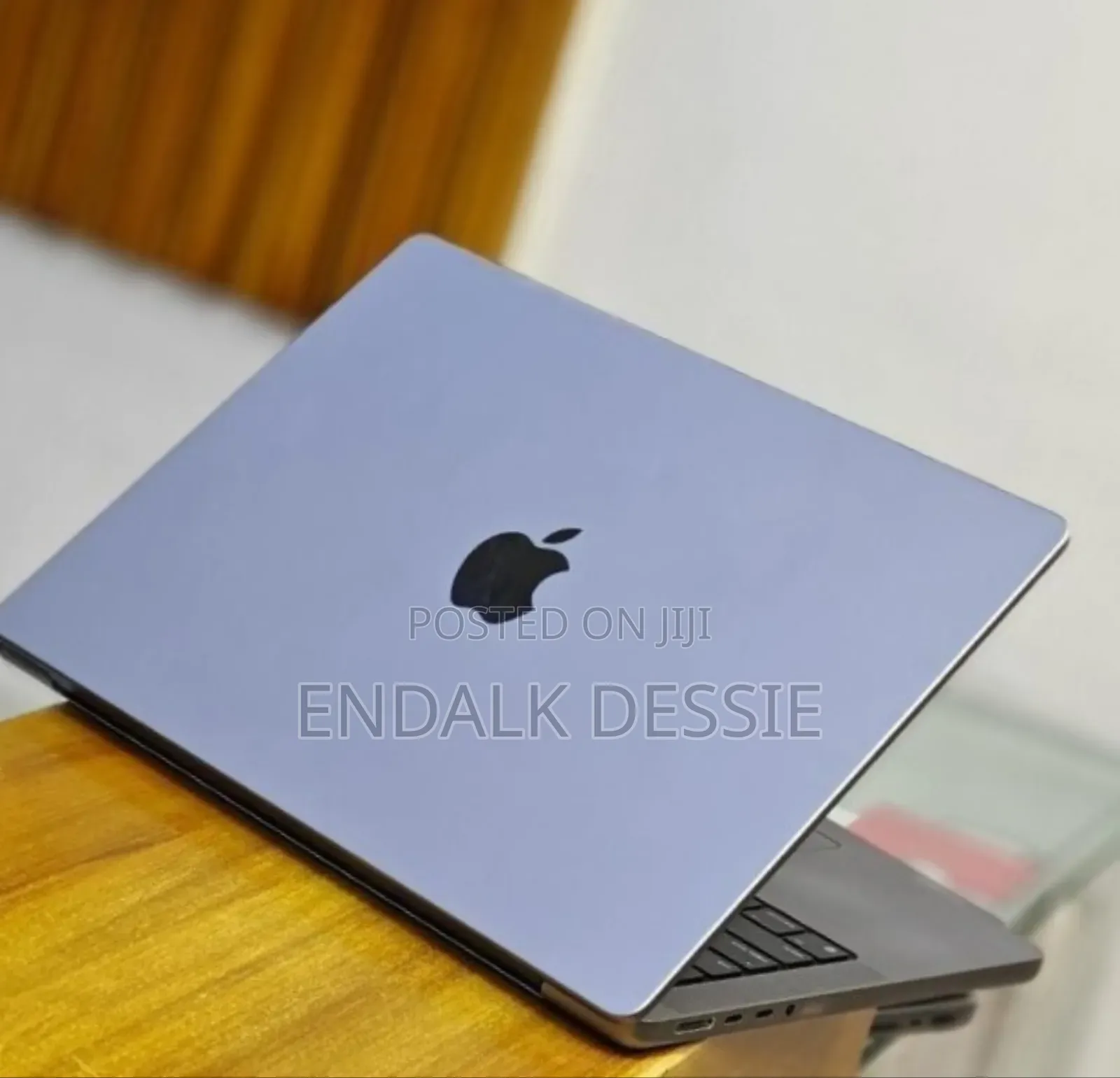 New Laptop Apple MacBook Pro M1 32GB Apple M1 Pro SSD 512GB