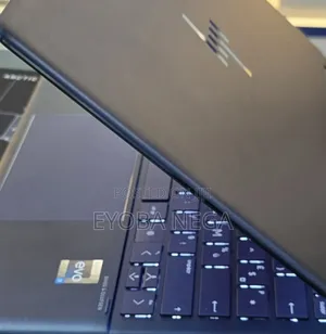 New Laptop HP Spectre 16GB Intel Core I7 SSD 1T