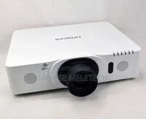 New Hitachi Cp-X8150 Model Projector