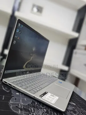 New Laptop HP 8GB Intel Core I3 SSD 256GB