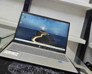 New Laptop HP 8GB Intel Core I3 SSD 256GB