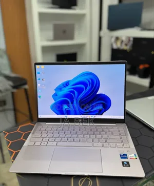 New Laptop HP Pavilion 14 16GB Intel Core I7 SSD 1T