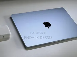 New Laptop Apple MacBook Air 2025 M4 13-Inch 16GB Apple M4 SSD 256GB