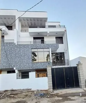 ቅንጡ ጂ +3 መኖሪያ ቤት ሰሚት አካባቢ 165 ካሬ ላይ ያረፈ