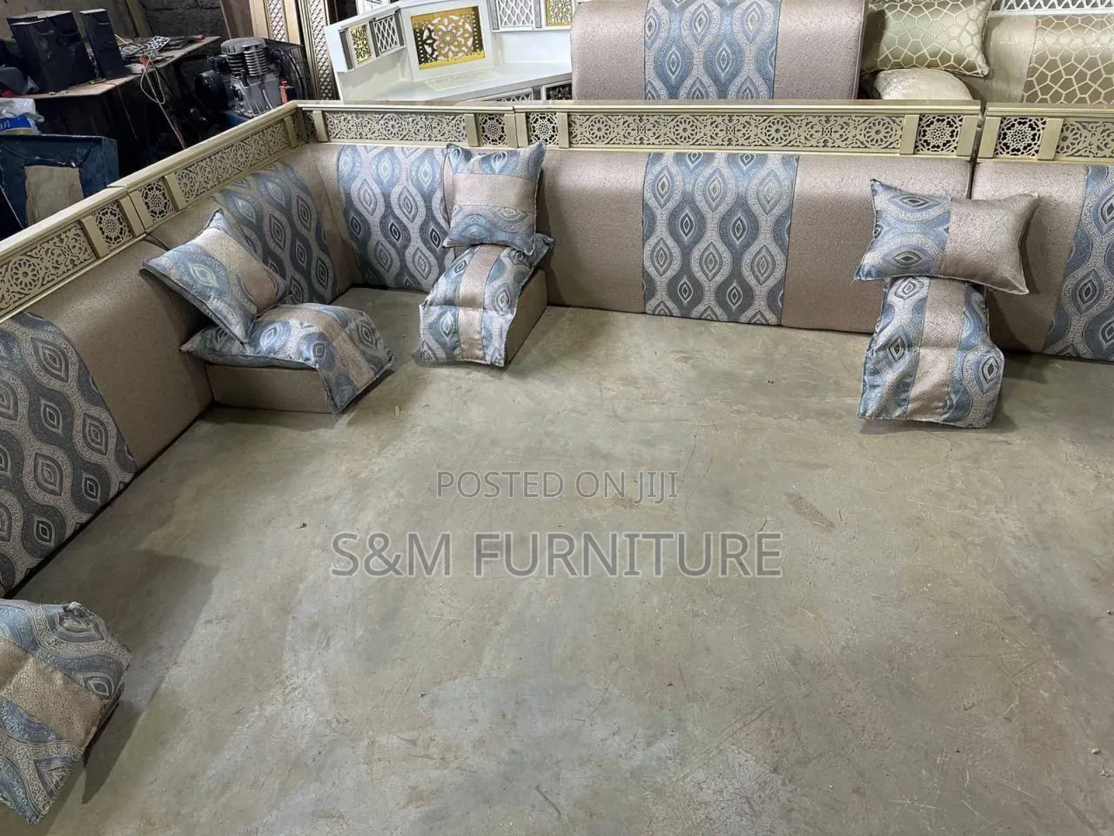 Arabian Majlis Backrest With Top Quality Waterproof Curtain. መጅሊስ ድጋፍ.