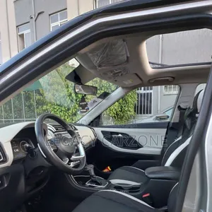 Hyundai Creta 2023 Silver