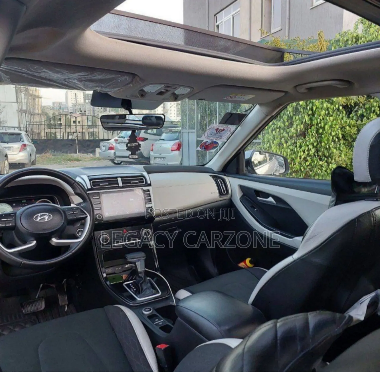 Hyundai Creta 2023 Silver