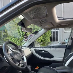 Hyundai Creta 2023 Silver