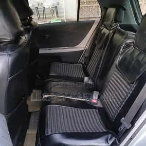 Toyota Yaris 2010 Silver