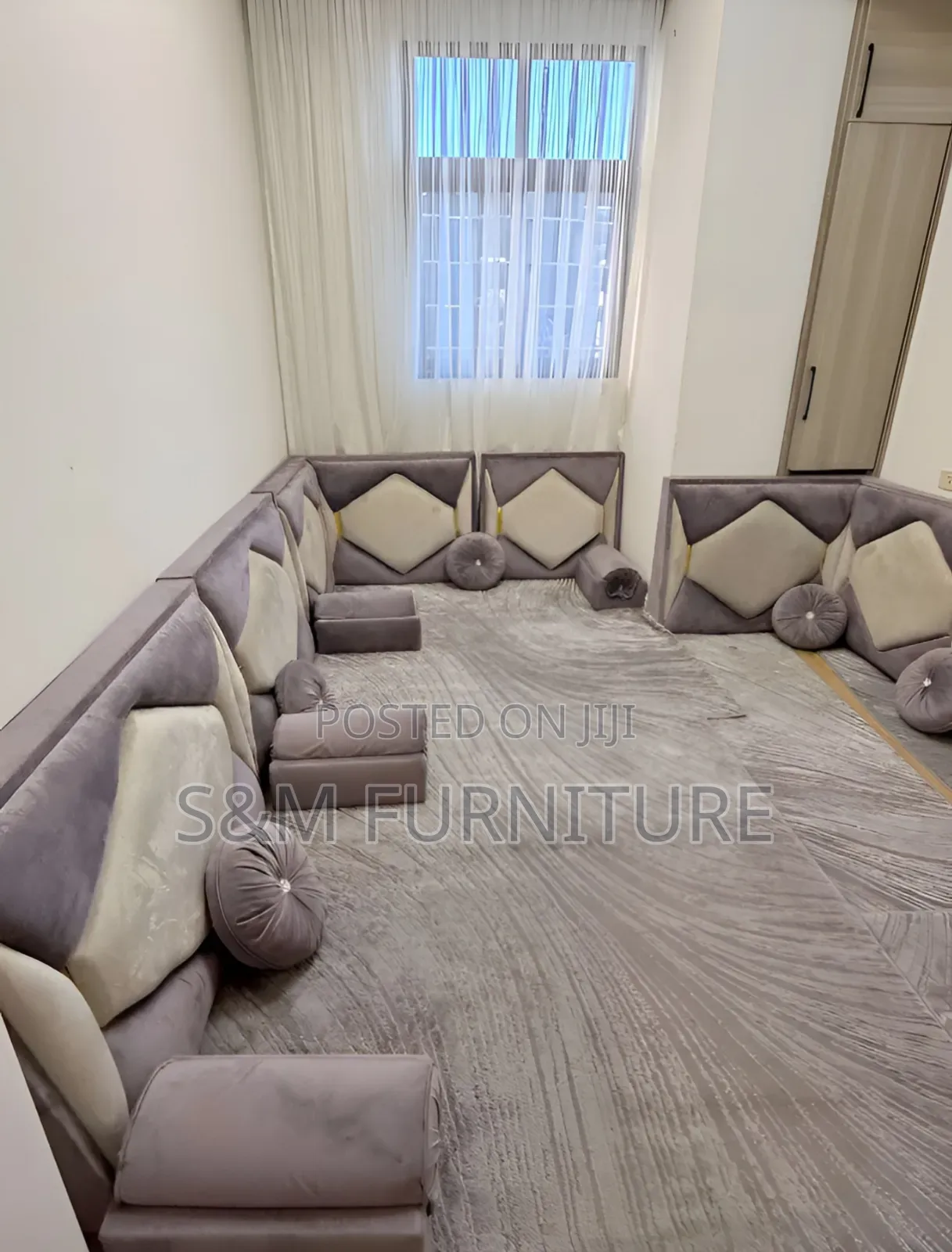 Attractive Arabian Majlis Backrest for Enhancement. መጅሊስ ድጋፍ