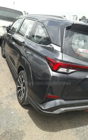 Toyota Veloz 1.5 CVT FWD 2022 Gray