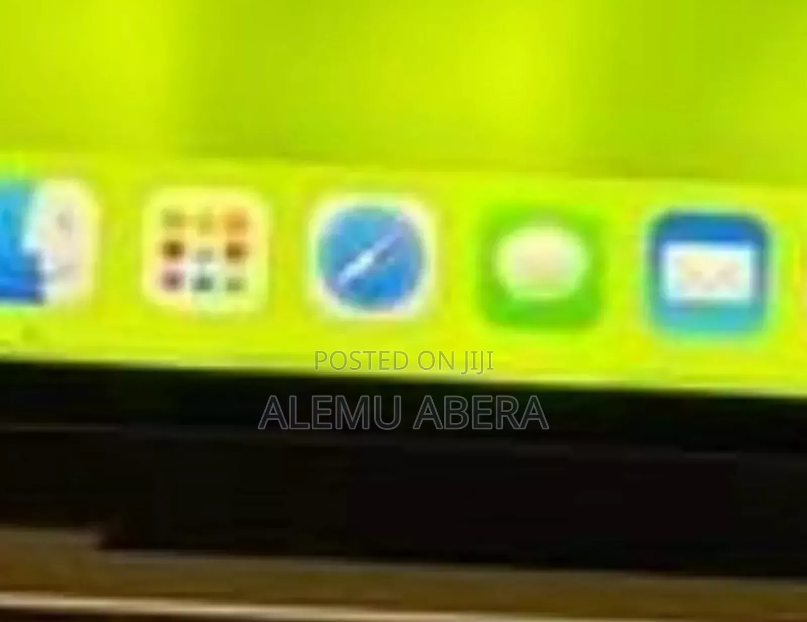 New Laptop Apple MacBook Pro 2019 8GB Intel Core i5 SSD 128GB