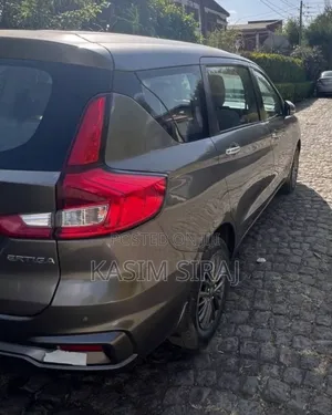 Suzuki Ertiga 2023 Gray
