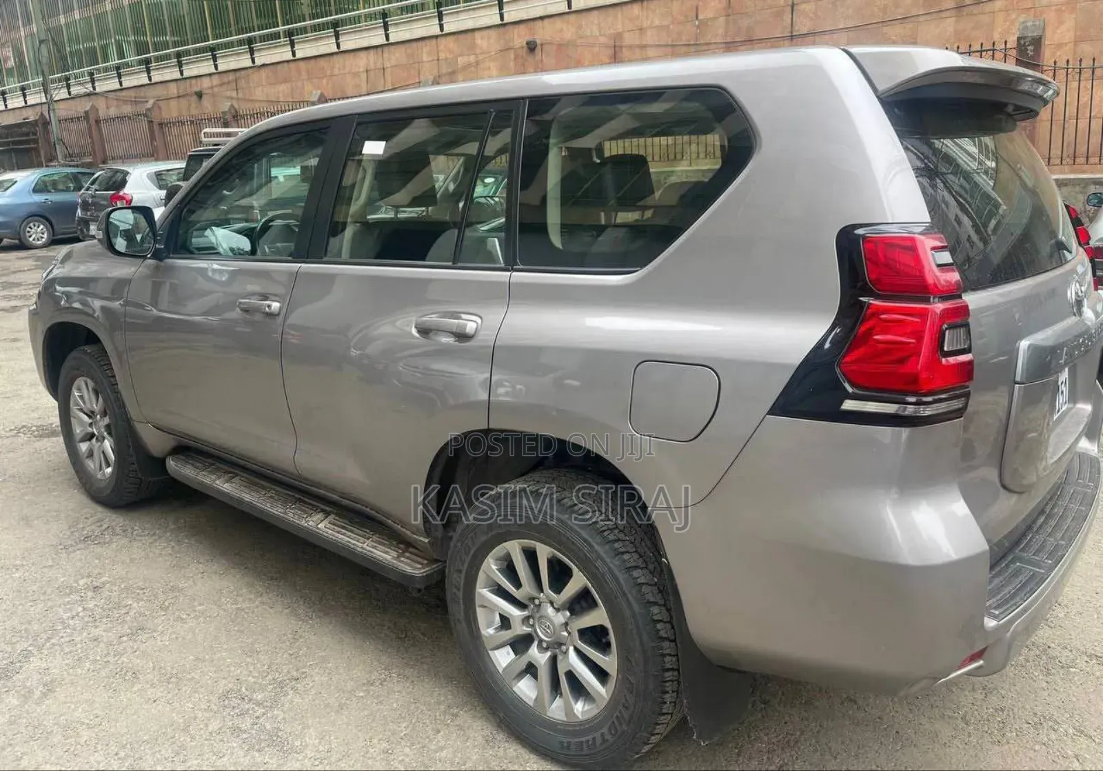 Toyota Land Cruiser Prado 2.8 2021 Blue