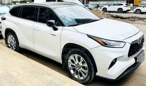 Toyota Highlander Hybrid Limited 2024 White