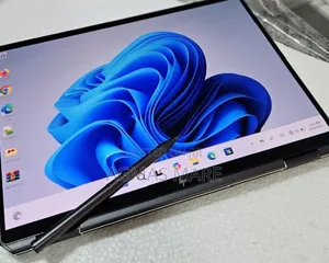 New Laptop HP Spectre X360 16GB Intel Core I7 SSD 1T