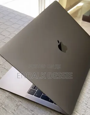 New Laptop Apple MacBook Air 2020 M1 16GB Apple M1 SSD 256GB