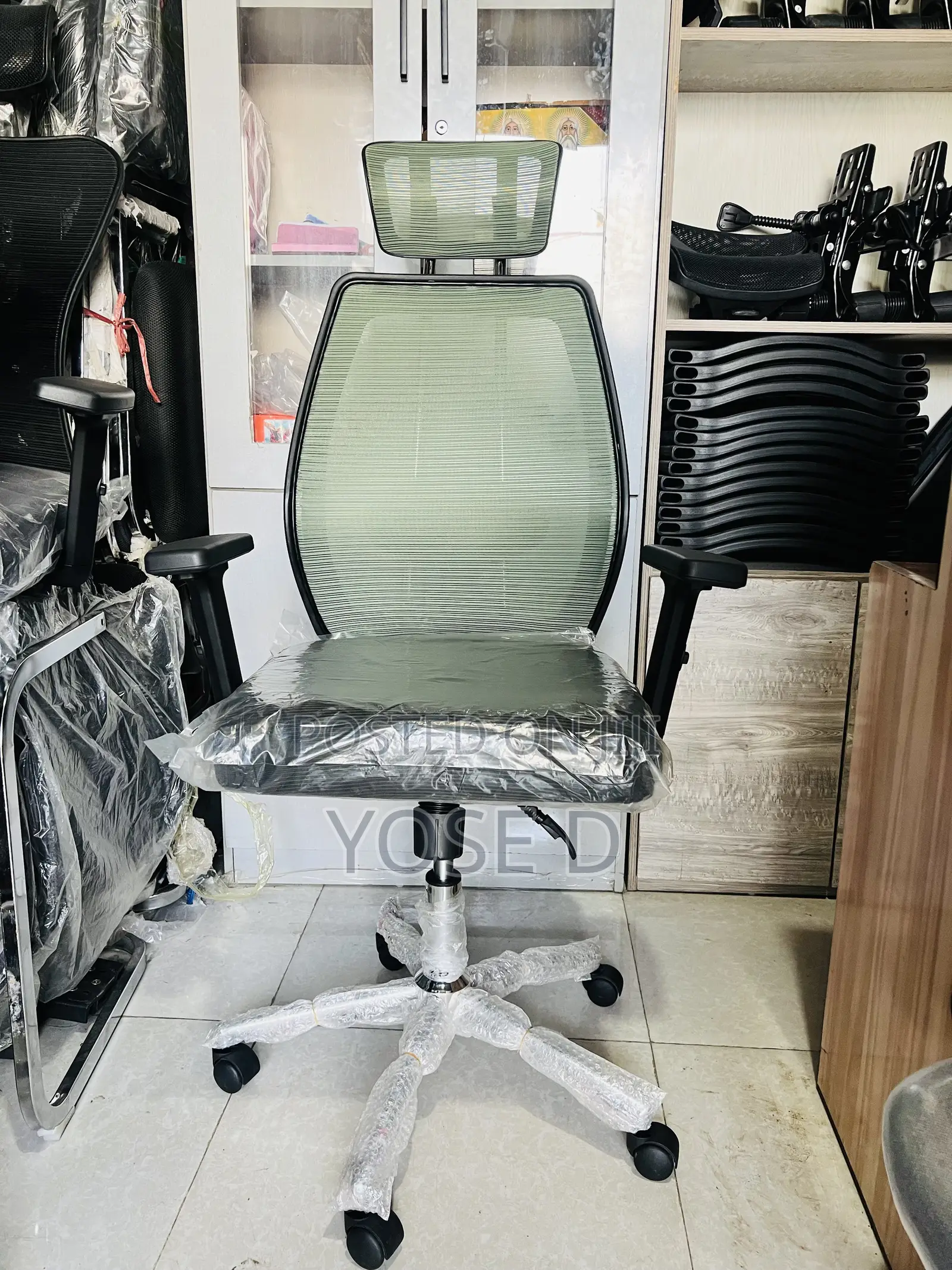 Office Managerial Mesh Chair [Brand New]