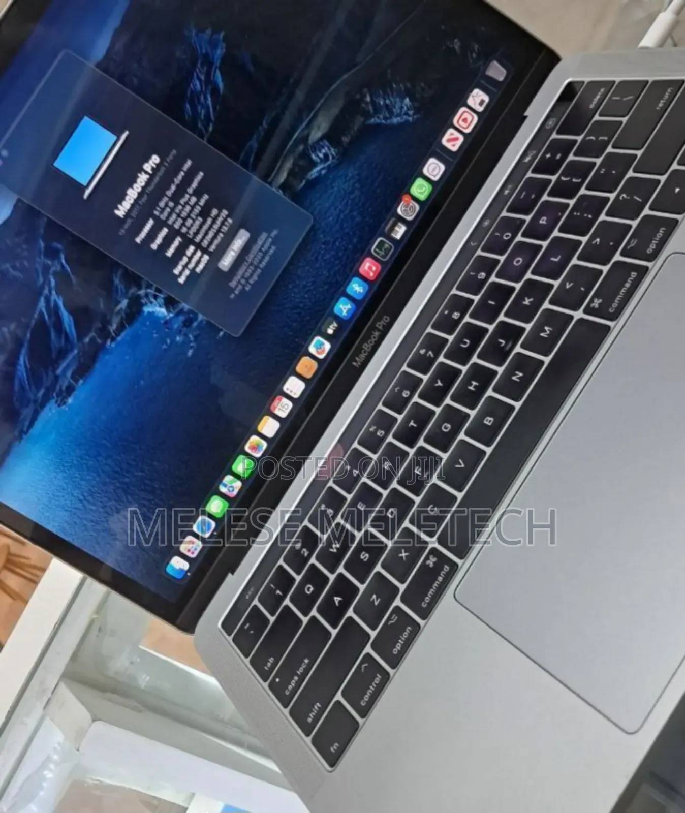 New Laptop Apple MacBook Pro 2017 16GB Intel Core I5 SSD 256GB