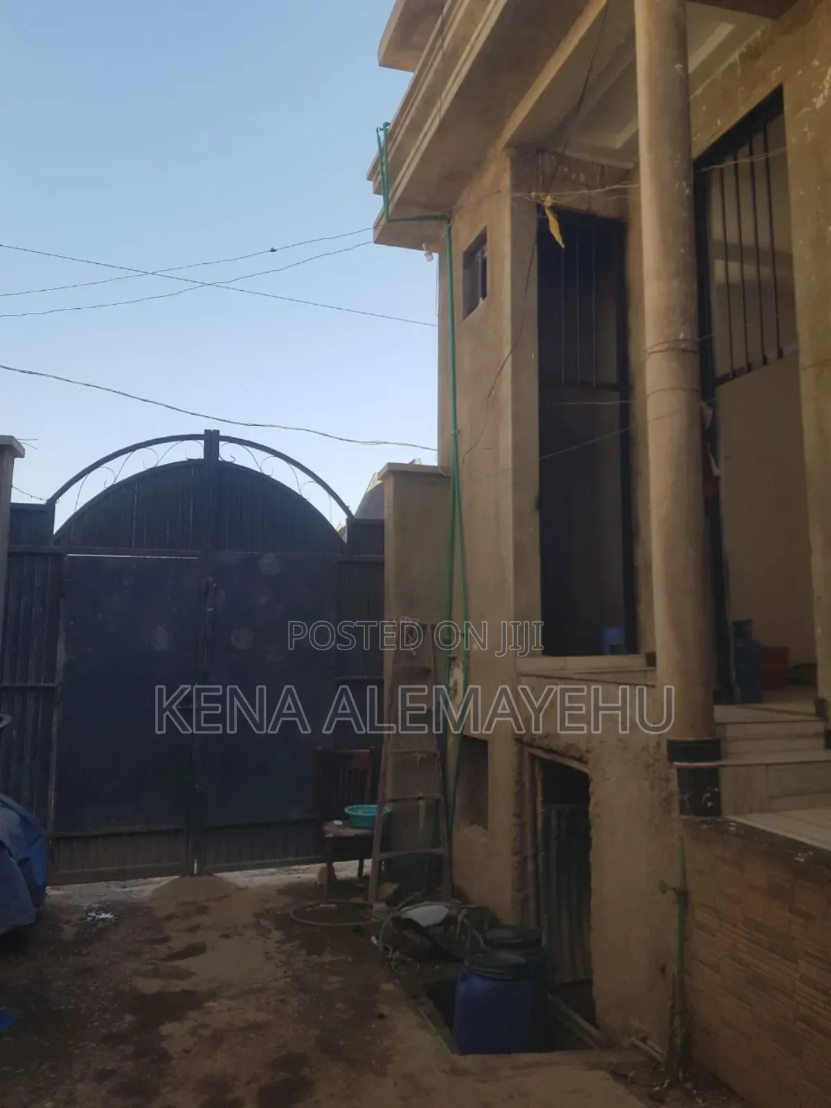 3bdrm House in Adama for sale