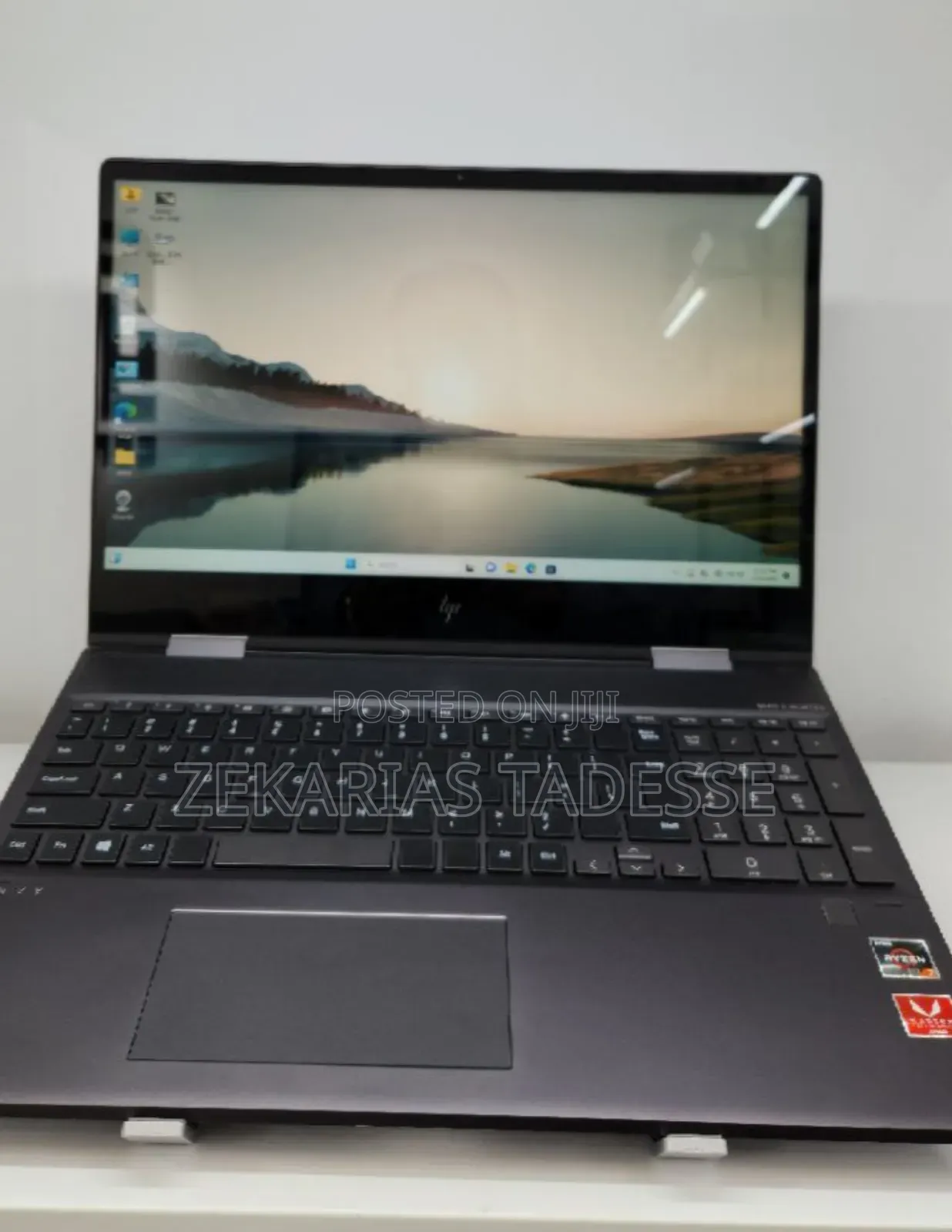 New Laptop HP Envy X360 8GB AMD Ryzen 7 SSD 256GB