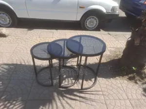 ዘመናዊ የሳሎን ኮፊ ቴብል