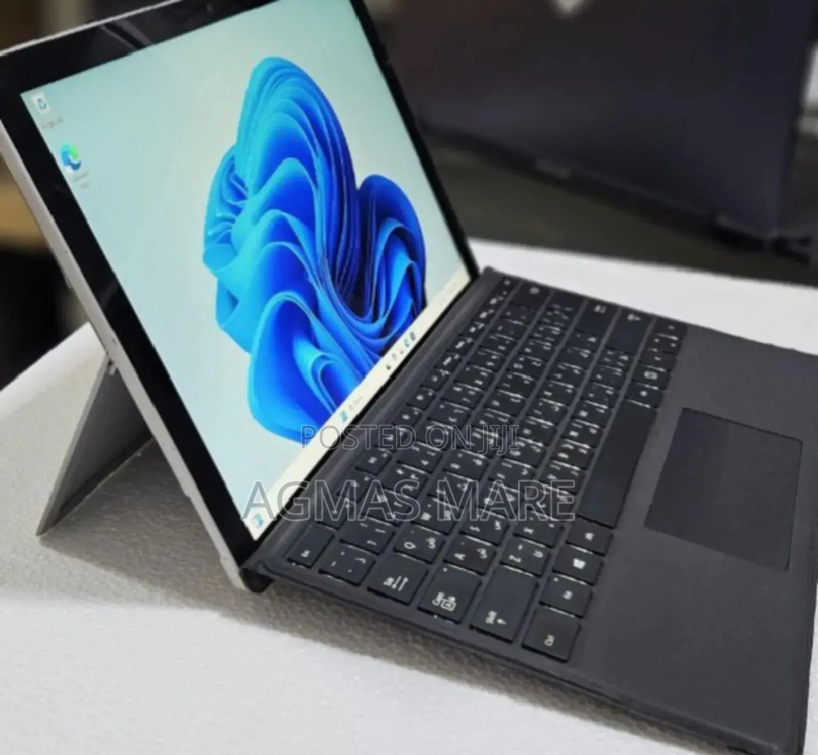 New Laptop Microsoft Surface Pro 7 8GB Intel Core I5 SSD 128GB