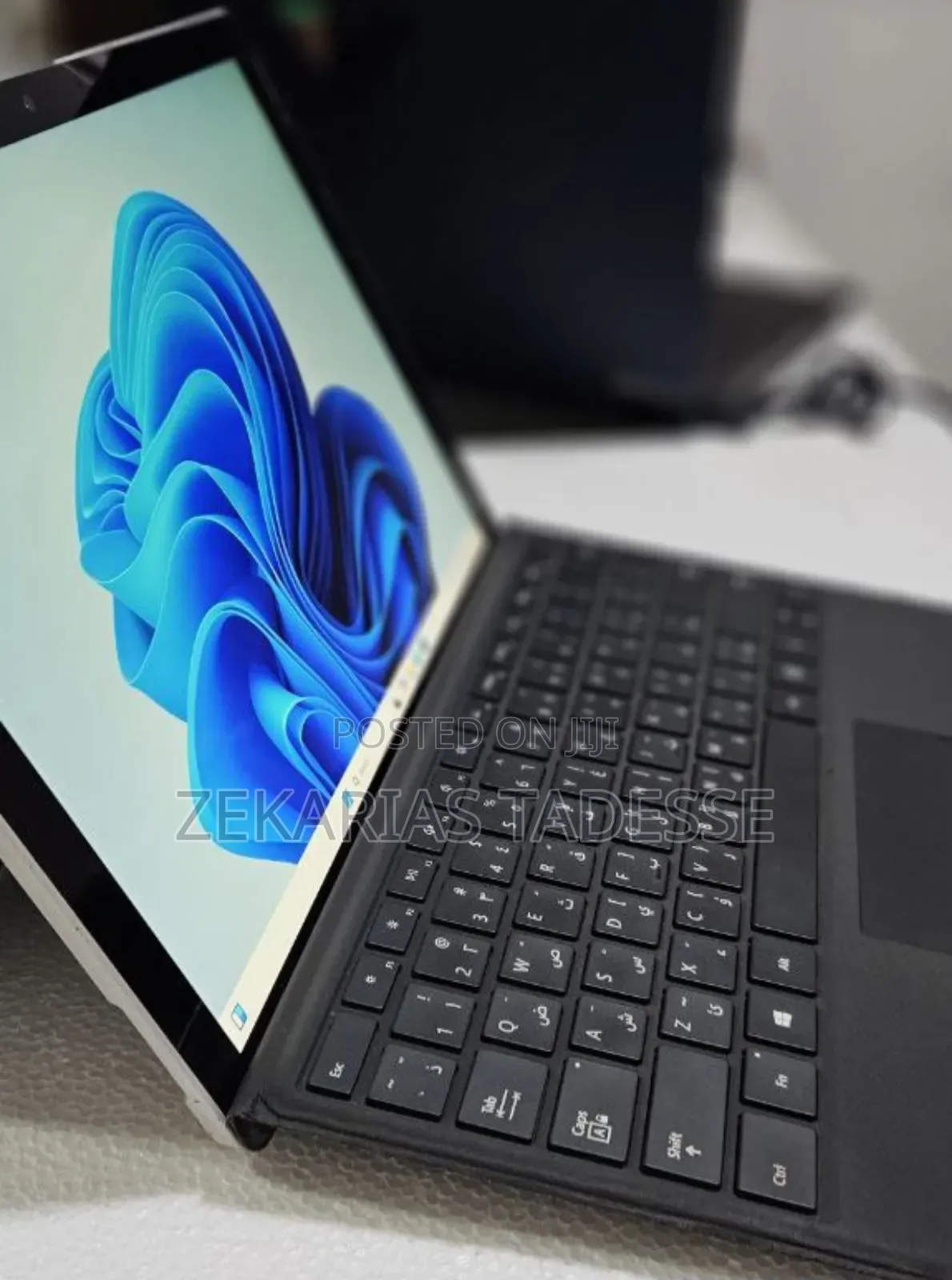 New Laptop Microsoft Surface Pro 7 8GB Intel Core I5 SSD 128GB