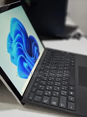 New Laptop Microsoft Surface Pro 7 8GB Intel Core I5 SSD 128GB