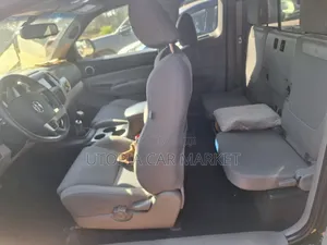 Toyota Tacoma 2012 Black