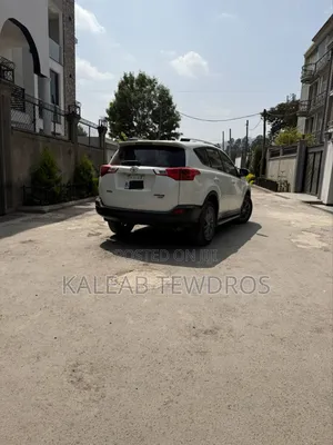 Toyota RAV4 2014 White