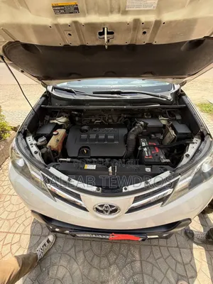 Toyota RAV4 2014 White