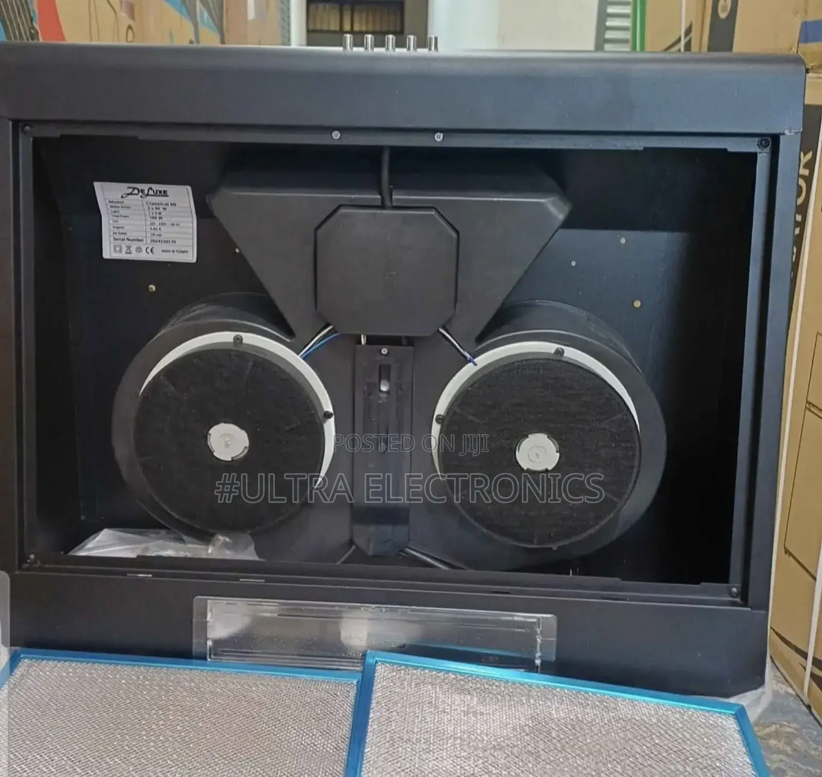 Kitchen Hood, Likely in a 60x60 Cm Size and Stainless Steel Finish.