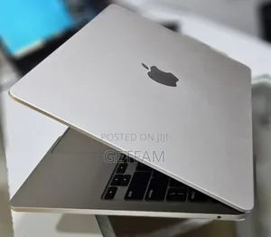 New Laptop Apple MacBook Air 2022 M2 8GB Apple M2 SSD 256GB