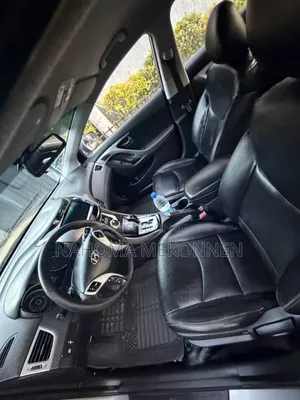 Hyundai Avante 2011 Gray