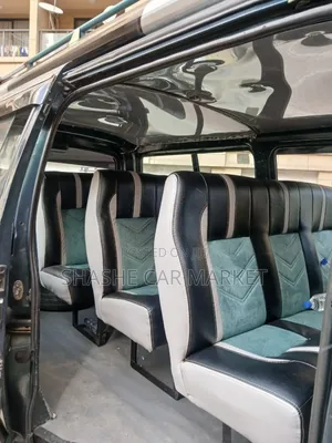 Toyota Hilux 2001 Blue