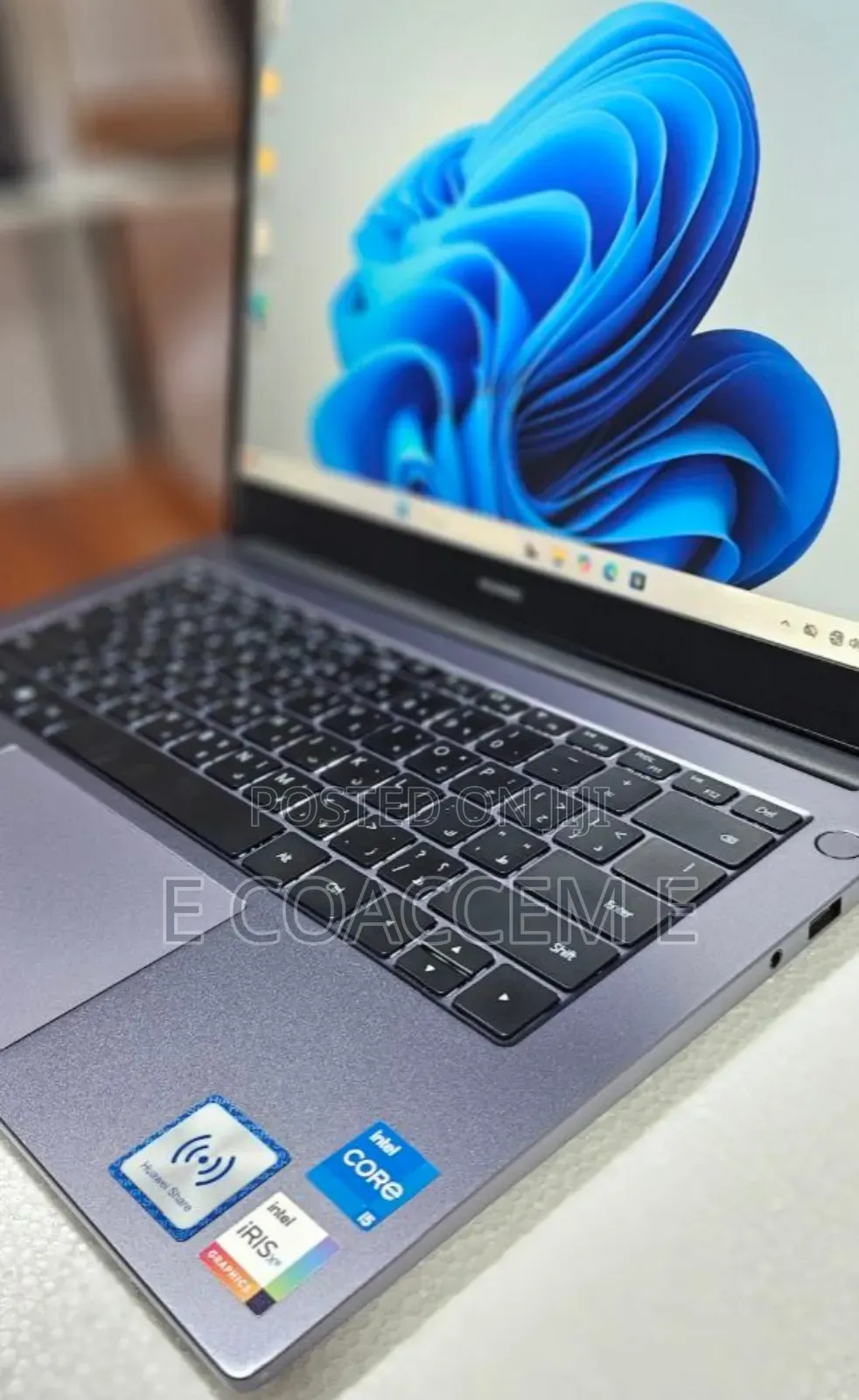 New Laptop Huawei MateBook 13 WRT-W19E 8GB Intel Core I5 SSD 512GB