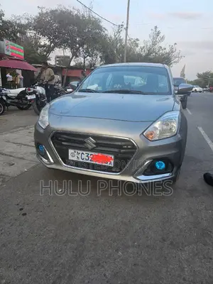 Suzuki Dzire 2022 Silver