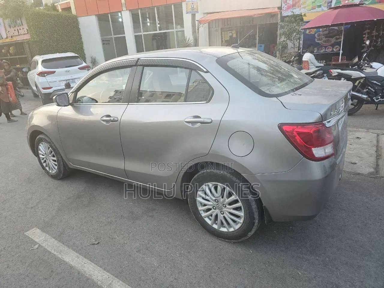 Suzuki Dzire 2022 Silver