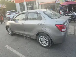 Suzuki Dzire 2022 Silver