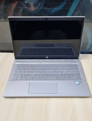 New Laptop HP Pavilion 15 8GB Intel Core I5 SSD 256GB