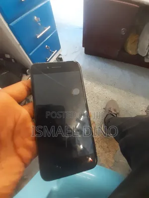 Apple iPhone 7 32 GB Black