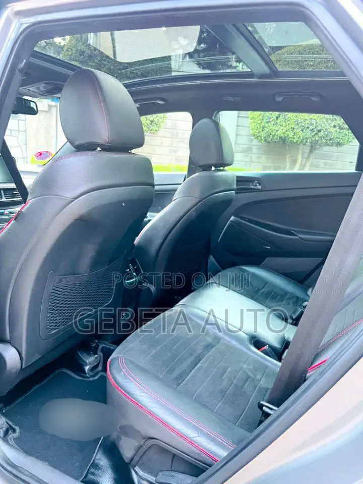 Hyundai Tucson 2020 Silver